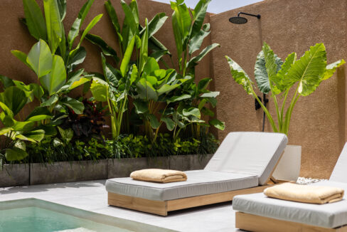 Discover Your Dream Villa In Berawa, Where Modern Luxury Meets Tropical Charm. (2)