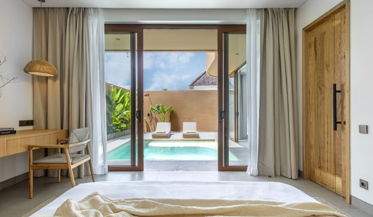Discover Your Dream Villa In Berawa, Where Modern Luxury Meets Tropical Charm. (9)
