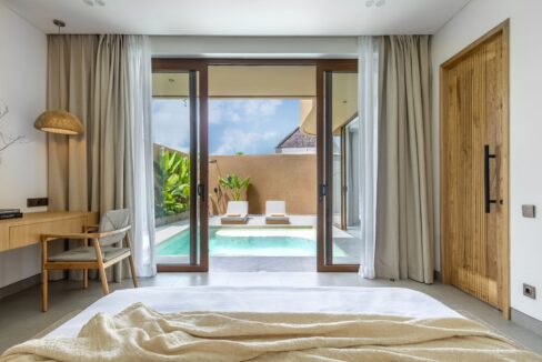 Discover Your Dream Villa In Berawa, Where Modern Luxury Meets Tropical Charm. (9)