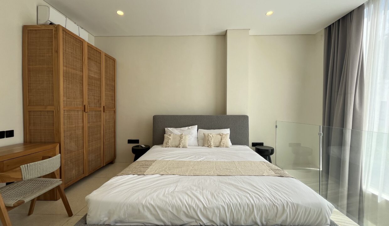 Modern Living Near Melasti Beach (10)