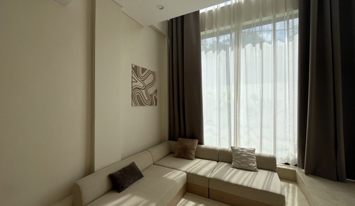 Modern Living Near Melasti Beach (5)