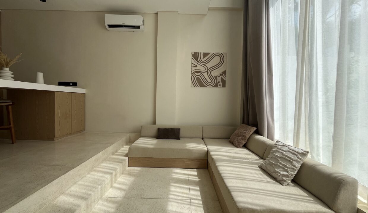 Modern Living Near Melasti Beach (5.1)