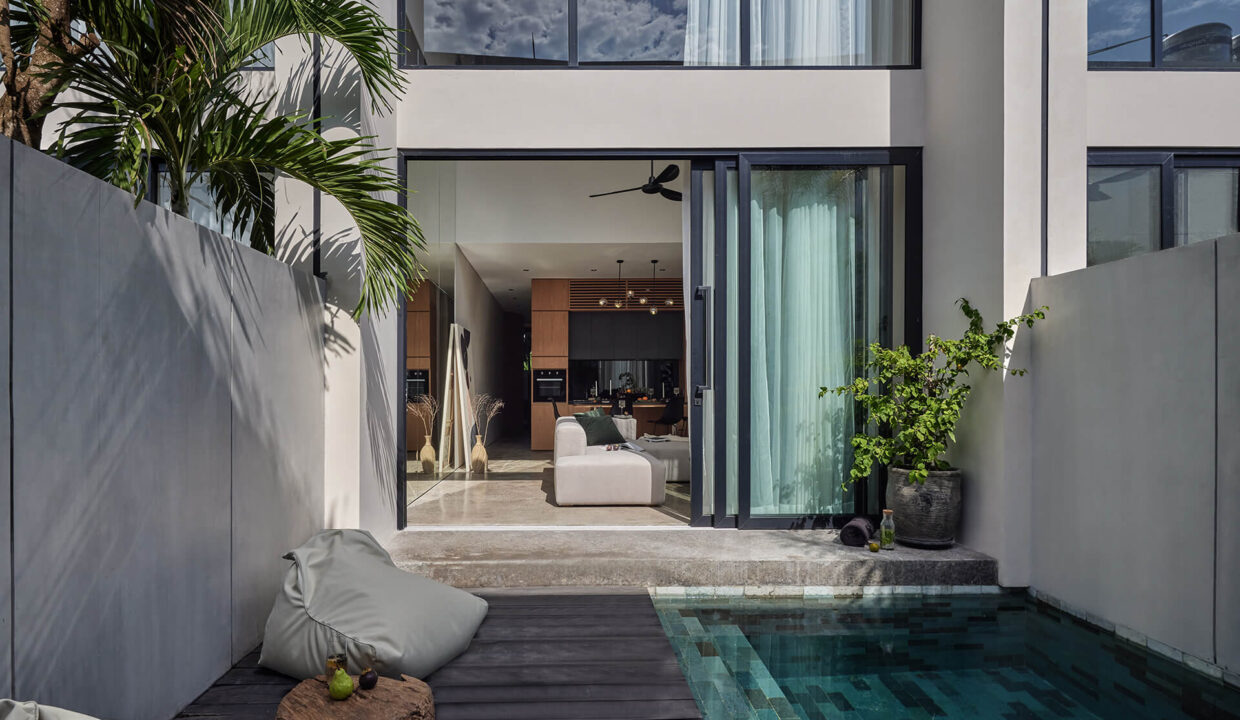 Modern and Stylish 3-Bedroom Townhouse in Prime Umalas Location (1)