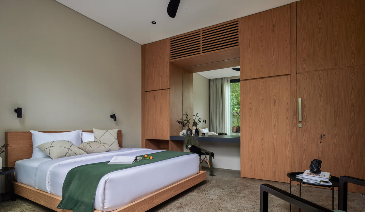 Modern and Stylish 3-Bedroom Townhouse in Prime Umalas Location (10)