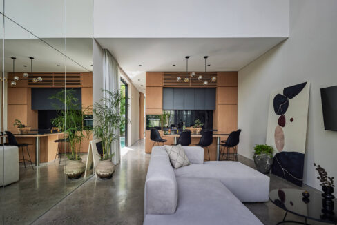 Modern and Stylish 3-Bedroom Townhouse in Prime Umalas Location (6)