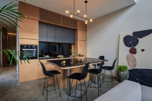Modern and Stylish 3-Bedroom Townhouse in Prime Umalas Location (7)