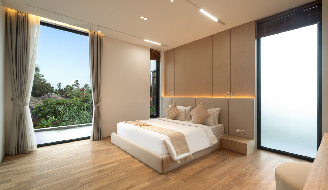 Modern and Stylish Two-Bedroom Villa for Sale Near Ubud Centre (13)