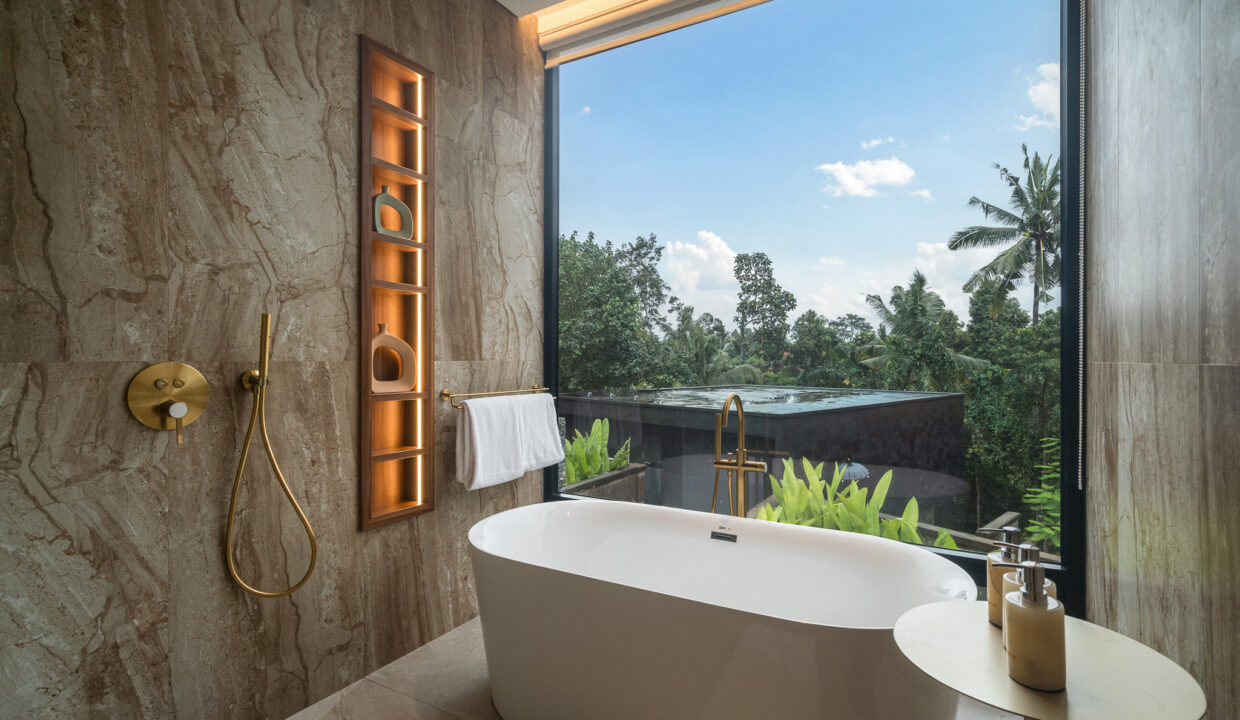 Modern and Stylish Two-Bedroom Villa for Sale Near Ubud Centre (15)