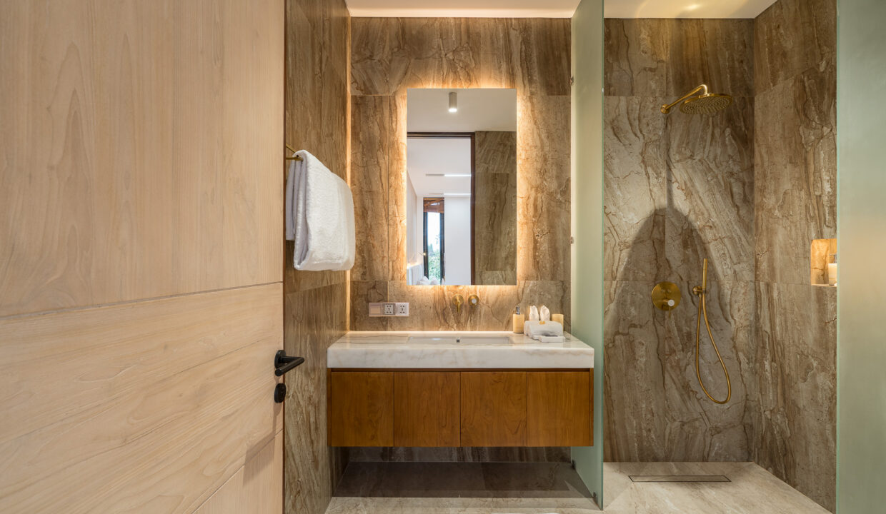 Modern and Stylish Two-Bedroom Villa for Sale Near Ubud Centre (17)