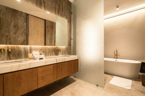 Modern and Stylish Two-Bedroom Villa for Sale Near Ubud Centre (18)