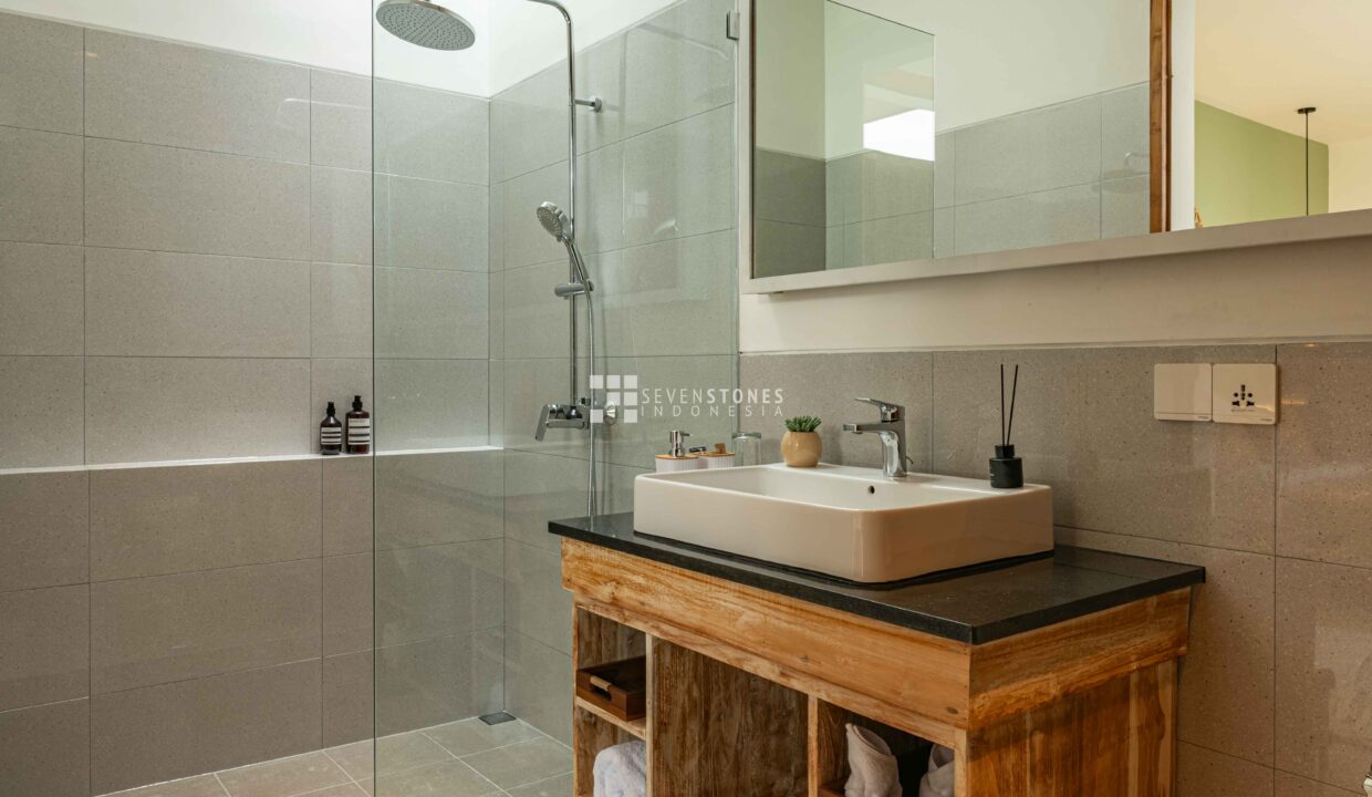 2 Bedroom Tropical Touch Villa in Seminyak (12)