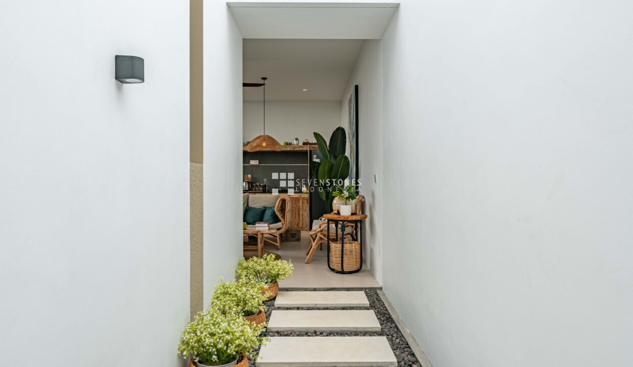2 Bedroom Tropical Touch Villa in Seminyak (3)