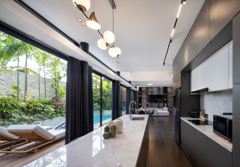 Charming-Villa-for-Sale-in-Prime-Canggu-Location-7-scaled (1)