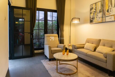 Comfortable Home for Sale Behind Cilandak Town Square – Prime Location (6)