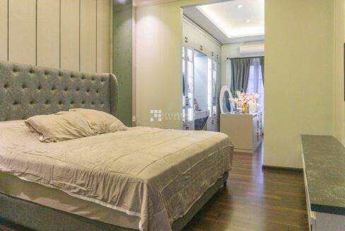 Comfortable Home for Sale Behind Cilandak Town Square – Prime Location (8)