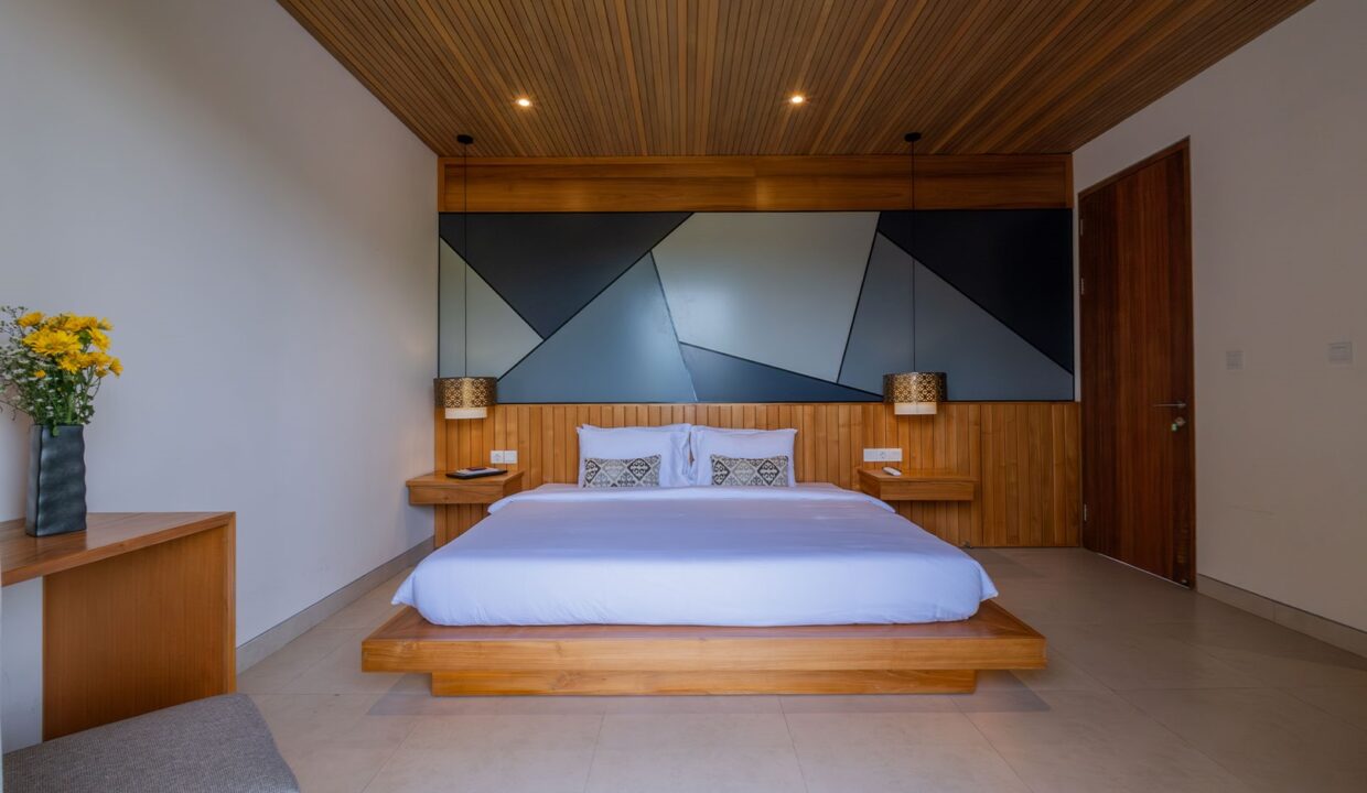 Exclusive Freehold Villa with Ocean & Golf Views in Pecatu Indah Resort, Uluwatu (16)
