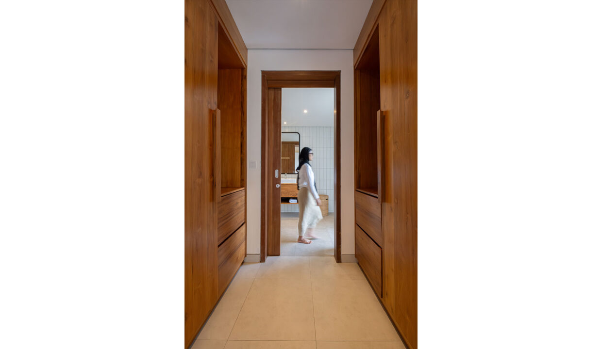 Exclusive Freehold Villa with Ocean & Golf Views in Pecatu Indah Resort, Uluwatu (22)