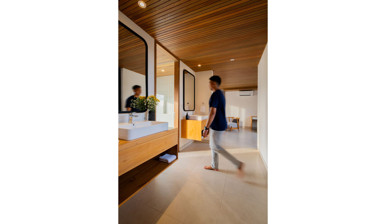 Exclusive Freehold Villa with Ocean & Golf Views in Pecatu Indah Resort, Uluwatu (25)