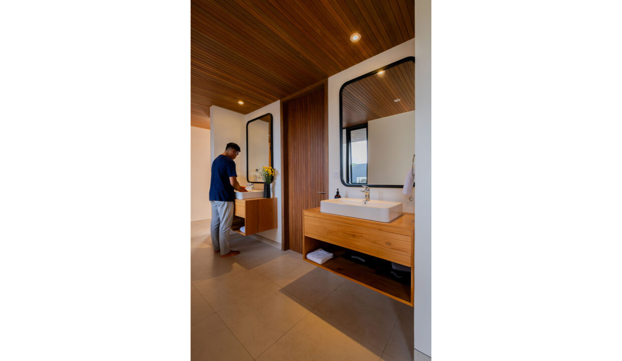 Exclusive Freehold Villa with Ocean & Golf Views in Pecatu Indah Resort, Uluwatu (26)