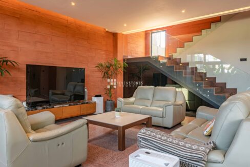 Exquisite 3-Story Luxury Villa in Berawa – Just 5 Minutes from the Beach (3)
