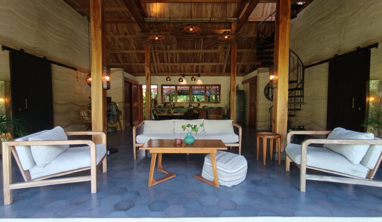 For Leasehold – Elegant Joglo-Style Villa Just 5 Minutes’ Walk to Balangan Beach (4)