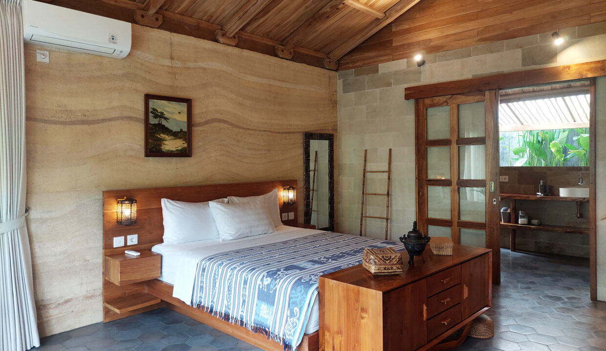 For Leasehold – Elegant Joglo-Style Villa Just 5 Minutes’ Walk to Balangan Beach (6)