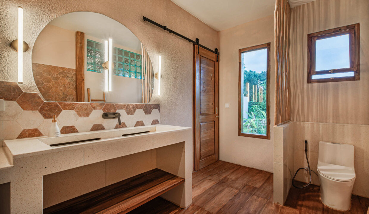 Modern Tropical 3-Bedroom Villa in Kedungu – Close to Beach and Amenities (15)