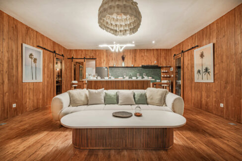 Modern Tropical 3-Bedroom Villa in Kedungu – Close to Beach and Amenities (20)