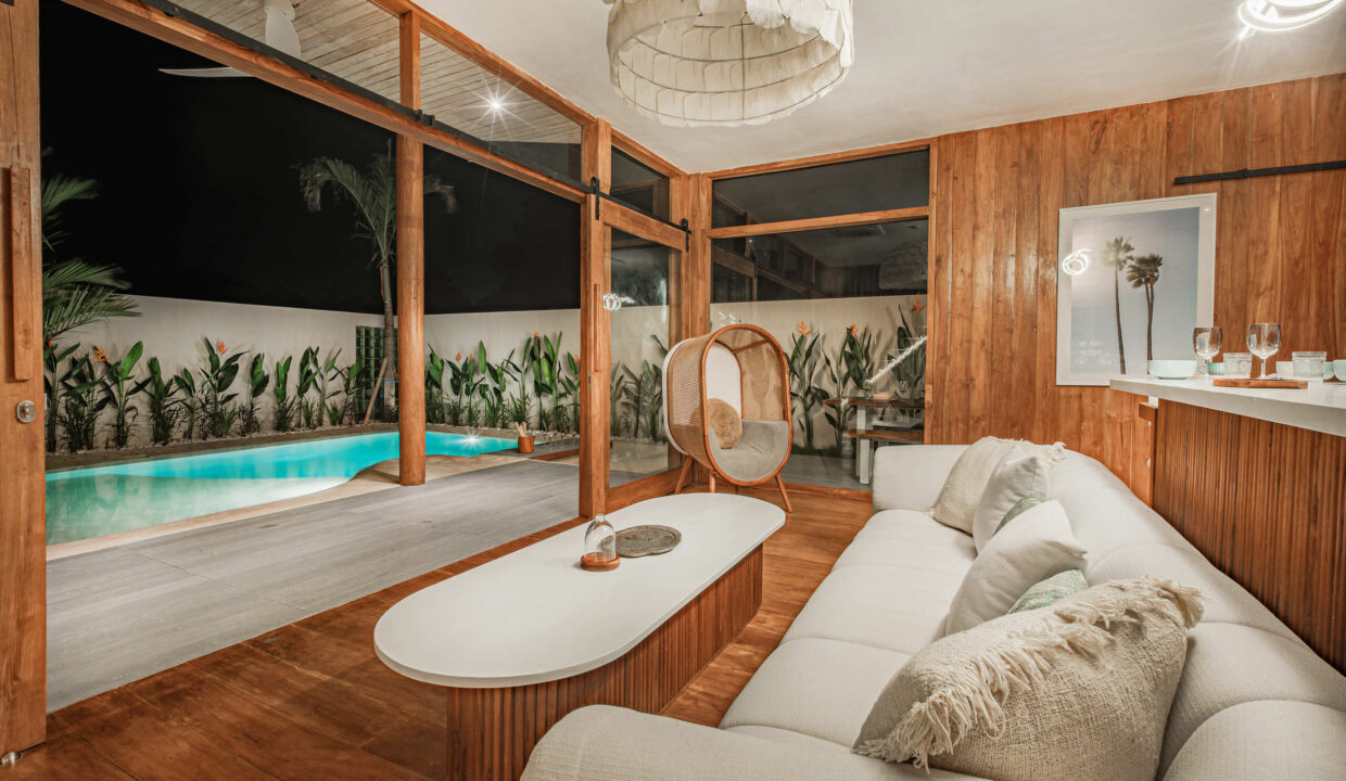 Modern Tropical 3-Bedroom Villa in Kedungu – Close to Beach and Amenities (21)