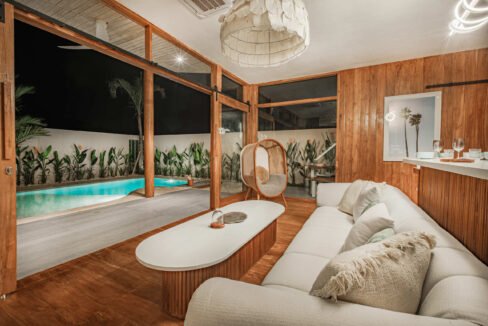 Modern Tropical 3-Bedroom Villa in Kedungu – Close to Beach and Amenities (21)