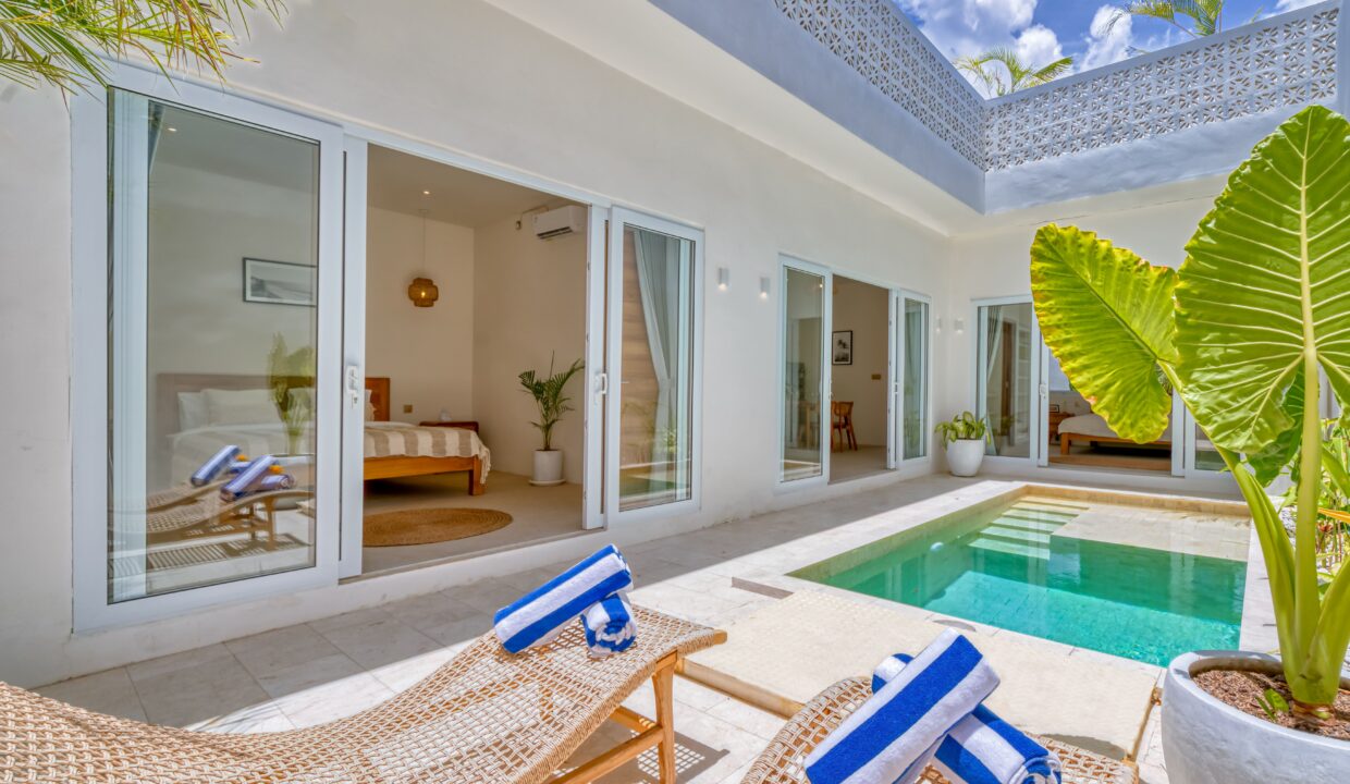 Modern Two-Bedroom Villa with Rooftop Near Balangan Beach – Ideal Investment Opportunity (1)
