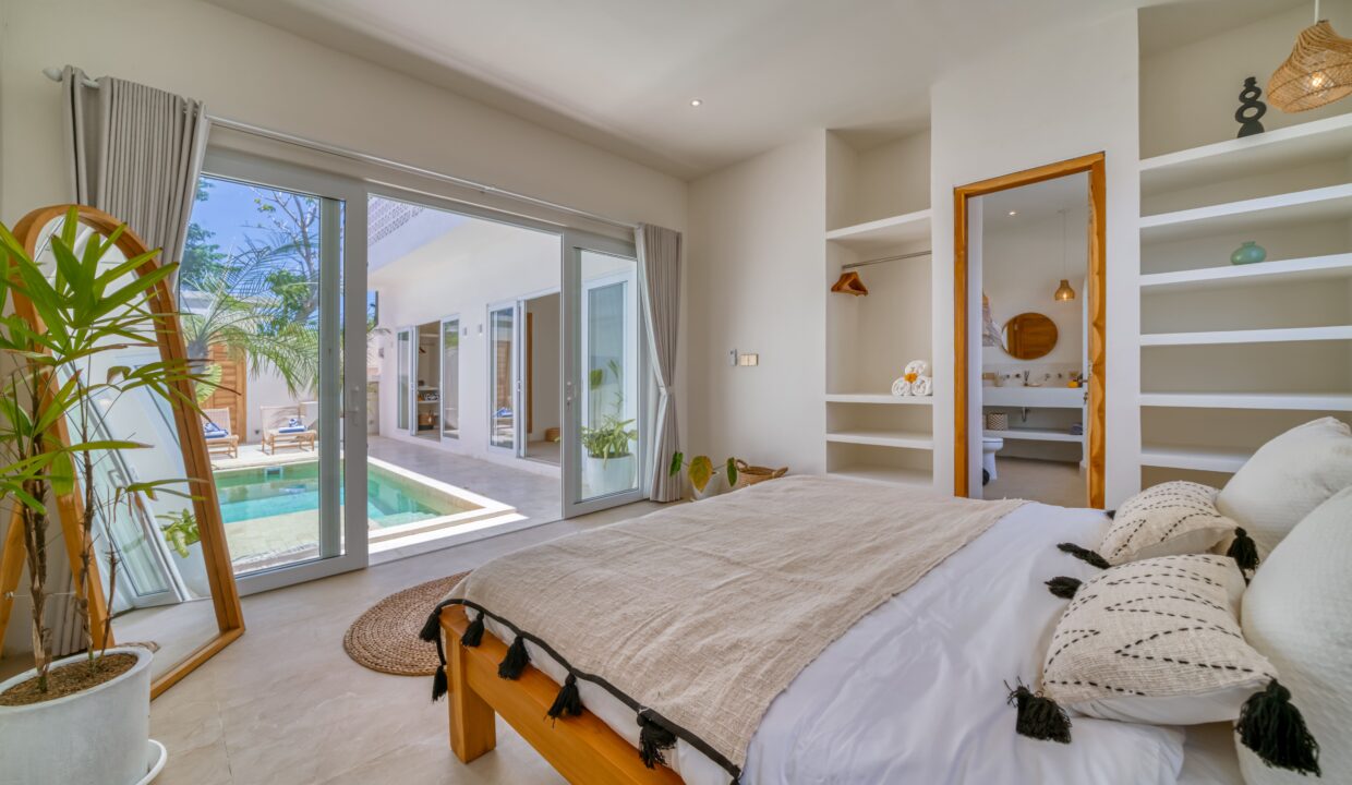 Modern Two-Bedroom Villa with Rooftop Near Balangan Beach – Ideal Investment Opportunity (10)