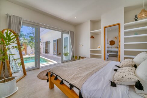 Modern Two-Bedroom Villa with Rooftop Near Balangan Beach – Ideal Investment Opportunity (10)