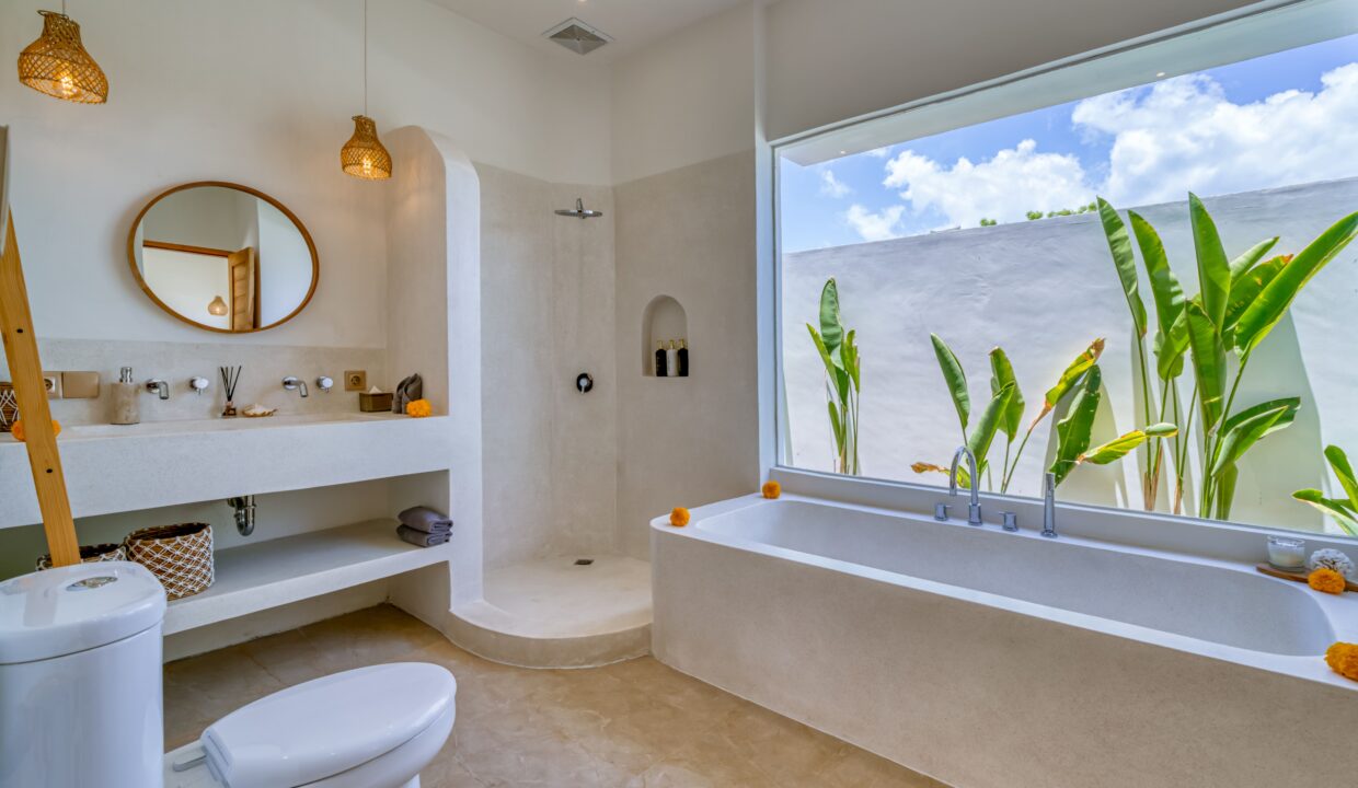 Modern Two-Bedroom Villa with Rooftop Near Balangan Beach – Ideal Investment Opportunity (11)