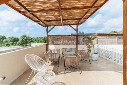 Modern Two-Bedroom Villa with Rooftop Near Balangan Beach – Ideal Investment Opportunity (18)