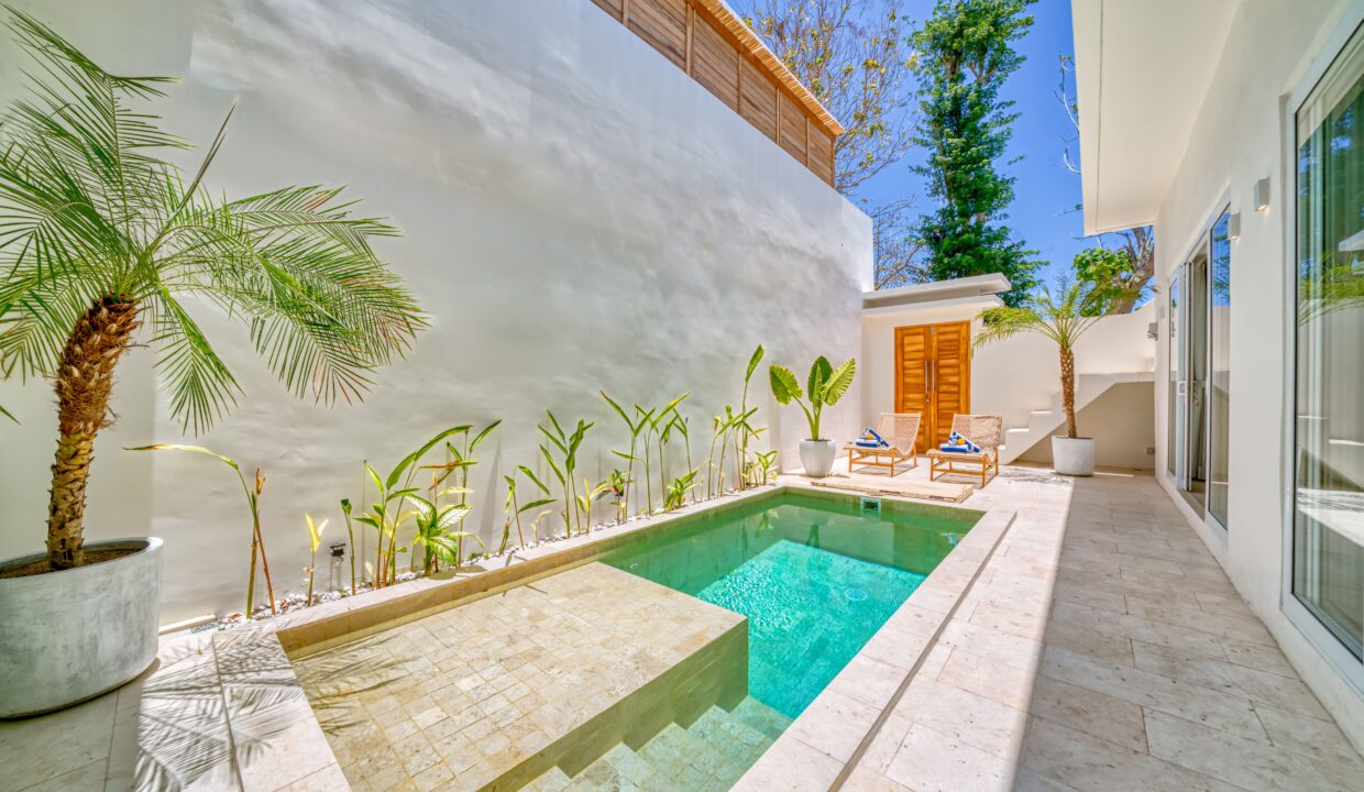 Modern Two-Bedroom Villa with Rooftop Near Balangan Beach – Ideal Investment Opportunity (2)