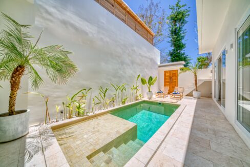 Modern Two-Bedroom Villa with Rooftop Near Balangan Beach – Ideal Investment Opportunity (2)