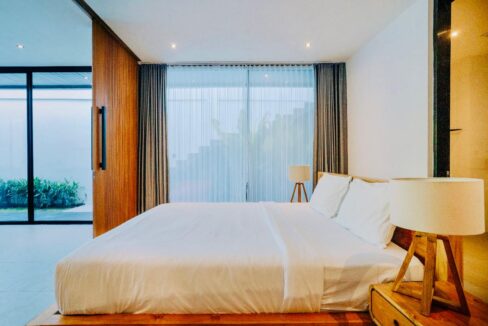 Brand New Two Units 1 Bedroom Modern Riverside Villa for Sale in Ubud (8)