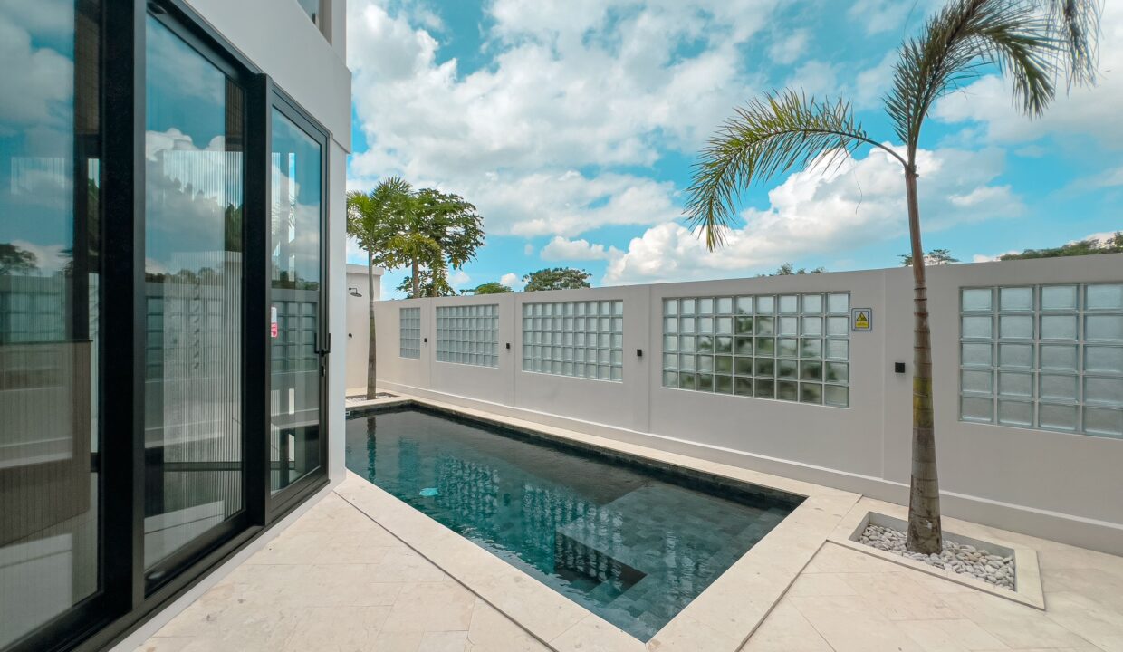 Solar-Powered Smart Luxury Villa for Sale in Tumbak BayuhPererenan – Freehold 5BR (2)