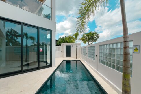 Solar-Powered Smart Luxury Villa for Sale in Tumbak BayuhPererenan – Freehold 5BR (3)