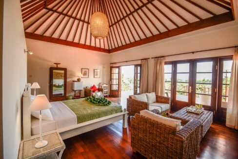 An extraordinary opportunity to own a genuine piece of paradise in East Bali. Bukit Asri Lodge is a magnificent and uniquely positioned retreat, offe (13)