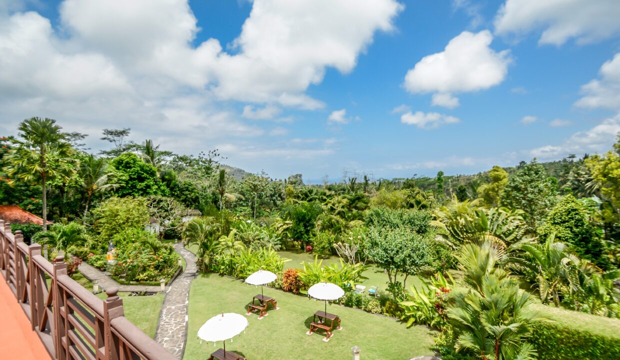 An extraordinary opportunity to own a genuine piece of paradise in East Bali. Bukit Asri Lodge is a magnificent and uniquely positioned retreat, offe (17)