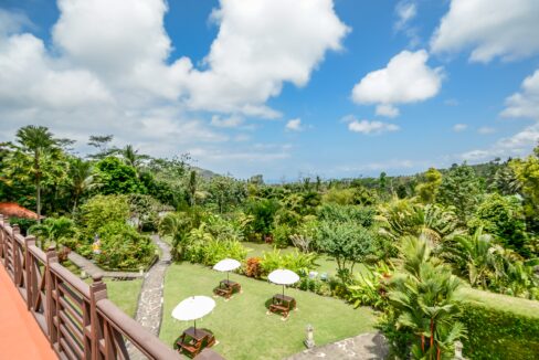 An extraordinary opportunity to own a genuine piece of paradise in East Bali. Bukit Asri Lodge is a magnificent and uniquely positioned retreat, offe (17)
