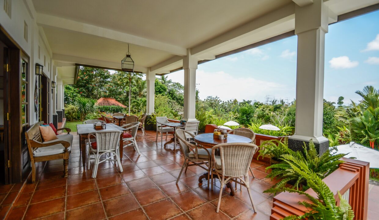 An extraordinary opportunity to own a genuine piece of paradise in East Bali. Bukit Asri Lodge is a magnificent and uniquely positioned retreat, offe (4)