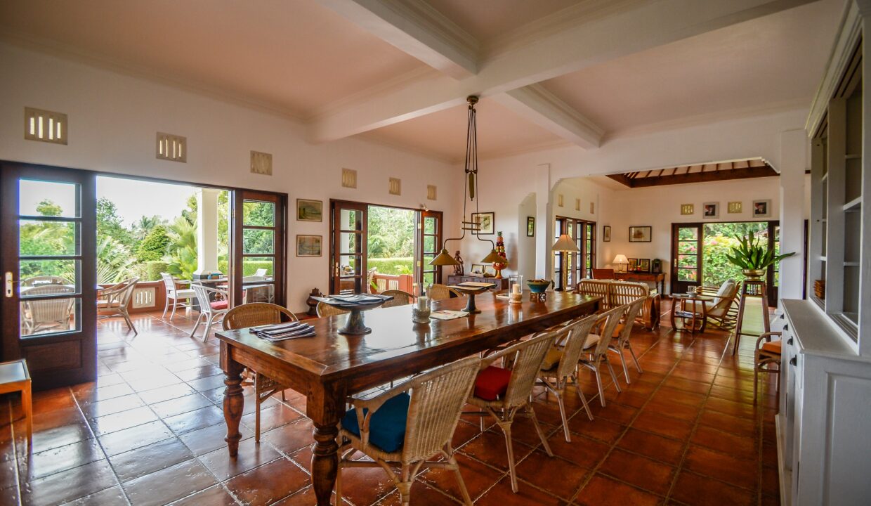 An extraordinary opportunity to own a genuine piece of paradise in East Bali. Bukit Asri Lodge is a magnificent and uniquely positioned retreat, offe (5)