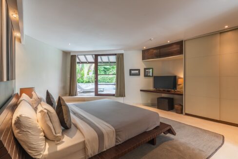 Stunning Designer Villa in Seminyak’s Most Exclusive Gated Estate (10)