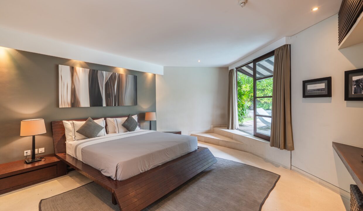 Stunning Designer Villa in Seminyak’s Most Exclusive Gated Estate (13)