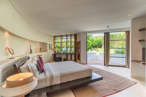 Stunning Designer Villa in Seminyak’s Most Exclusive Gated Estate (16)