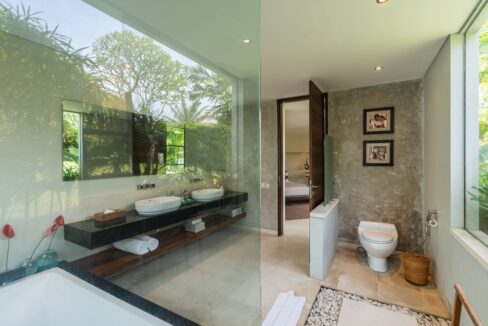 Stunning Designer Villa in Seminyak’s Most Exclusive Gated Estate (19)