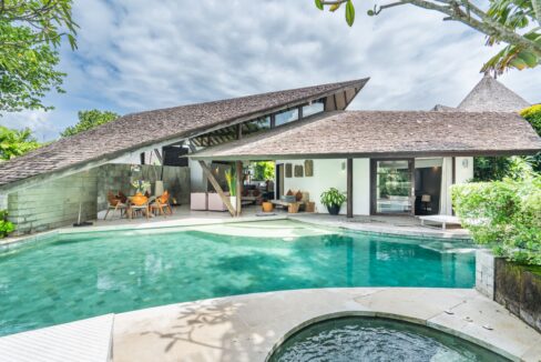 Stunning Designer Villa in Seminyak’s Most Exclusive Gated Estate (2)